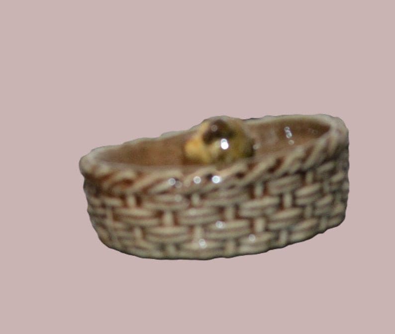 WADE TRINKET DISH WITH A DOG INSET - TMD167207