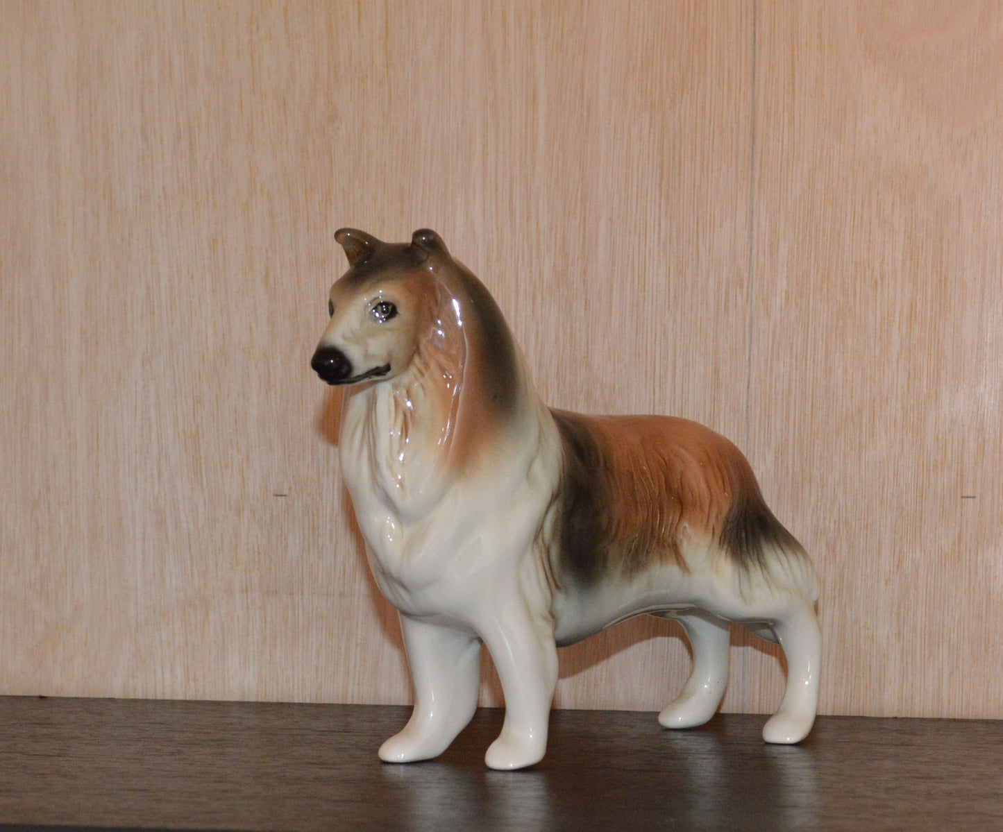 DOG FIGURINE ROUGH COLLIE