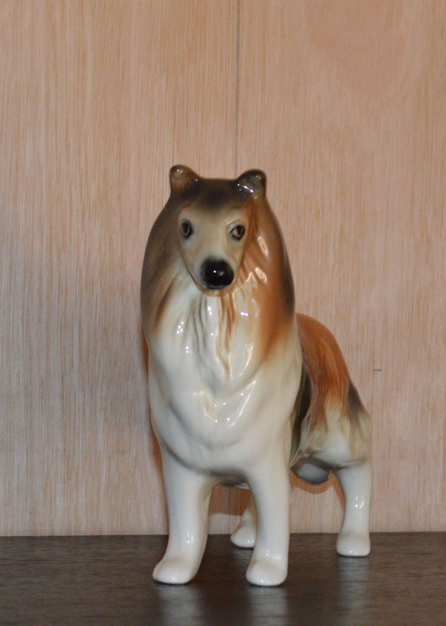 DOG FIGURINE ROUGH COLLIE