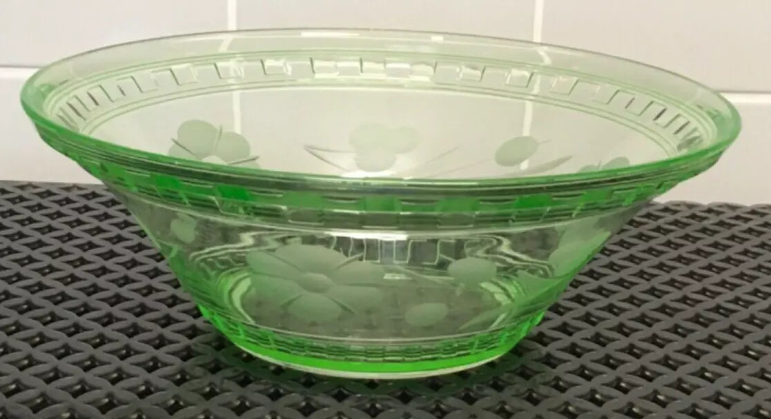 Rare Vintage Uranium Glass Fruit Bowl – Stunning Green Glow