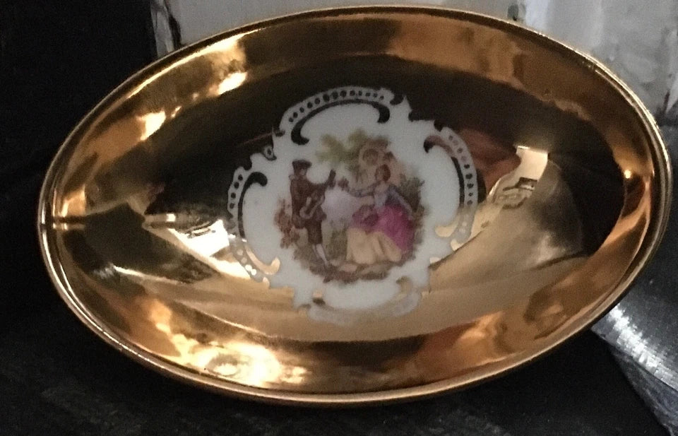 Vintage JWK Bavaria Fragonard Trinket Dish – Courting Couple Scene