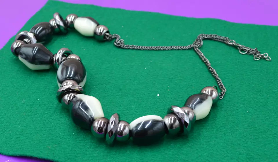 Curated Jewellery Set – Zara Statement Necklace + 4 Eclectic Designs