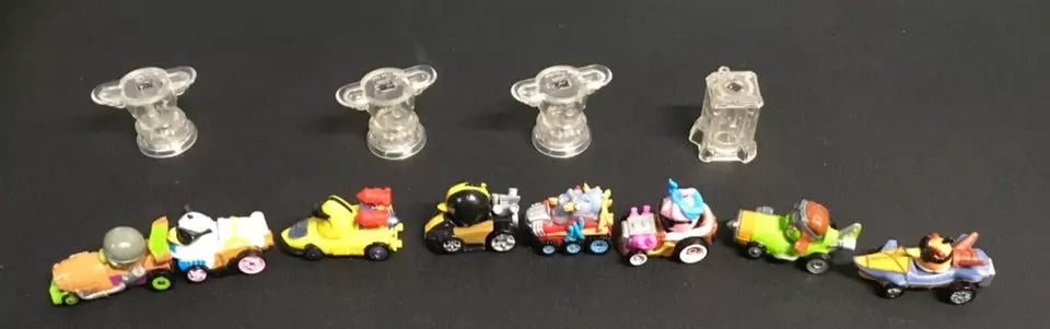 Angry Birds Go! Pig Rock Raceway Toy Set + 8 Racers - TMD167207