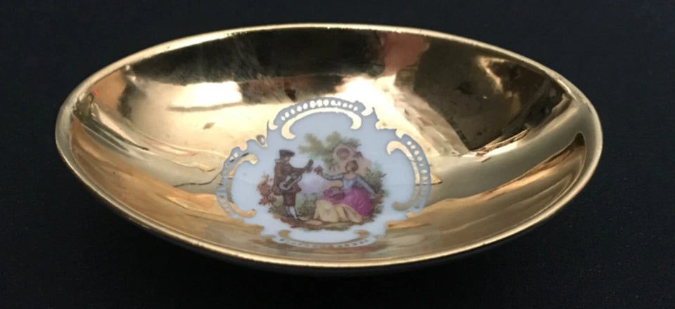 Vintage JWK Bavaria Fragonard Trinket Dish – Courting Couple Scene