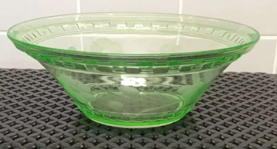 Rare Vintage Uranium Glass Fruit Bowl – Stunning Green Glow