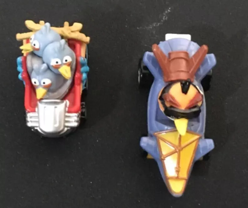 Angry Birds Go! Pig Rock Raceway Toy Set + 8 Racers - TMD167207