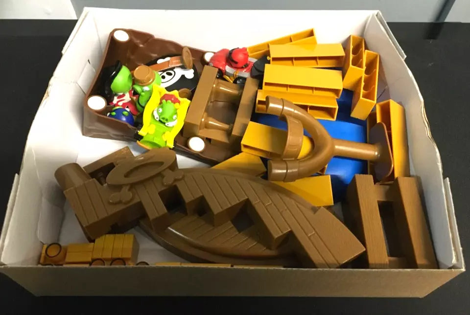 Angry Birds Go! Pirate Pig Attack Jenga – ToyBoxed - TMD167207