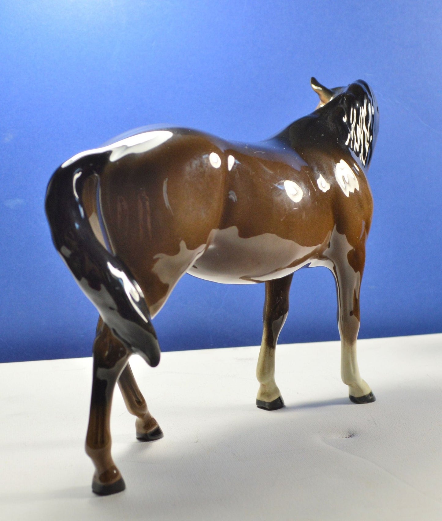BESWICK BAY MARE FACING LEFT GOOD CONDITION(PREVIOUSLY OWNED)GOOD CONDITION - TMD167207