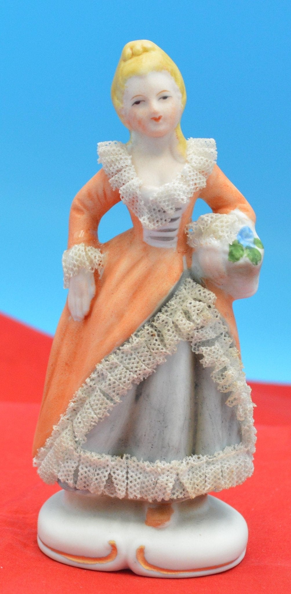 DECORATIVE FIGURINES A PAIR OF PERIOD STYLE FIGURINES - TMD167207