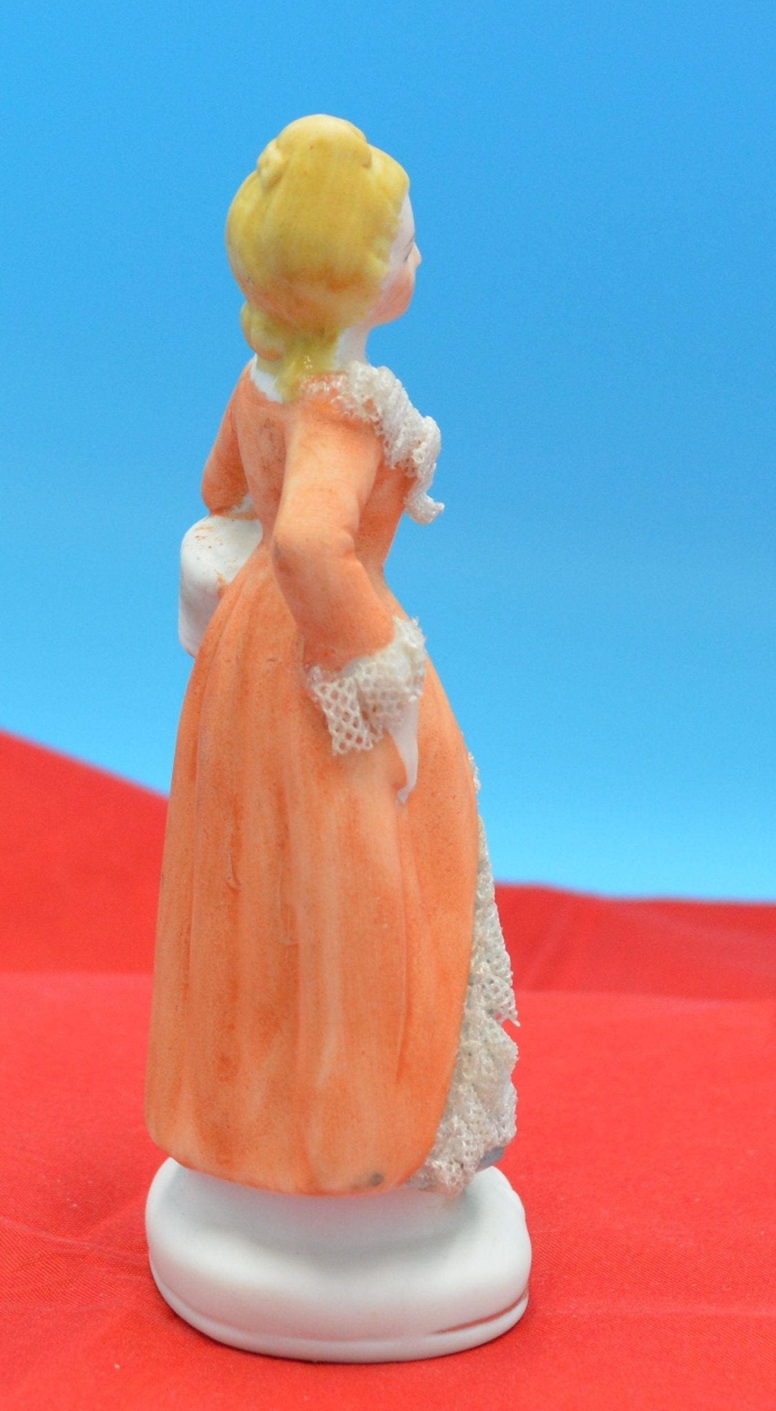 DECORATIVE FIGURINES A PAIR OF PERIOD STYLE FIGURINES - TMD167207