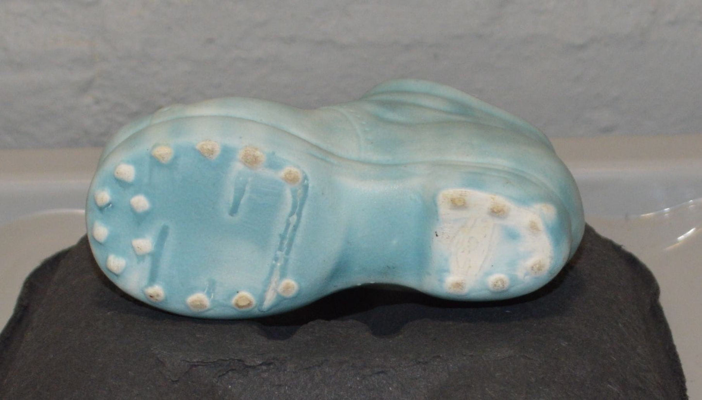 FIVE ORNAMENTAL BOOTS KEELE STREET POTTERY CROCHENDY AND OTHERS(PREVIOUSLY OWNED) GOOD CONDITION - TMD167207