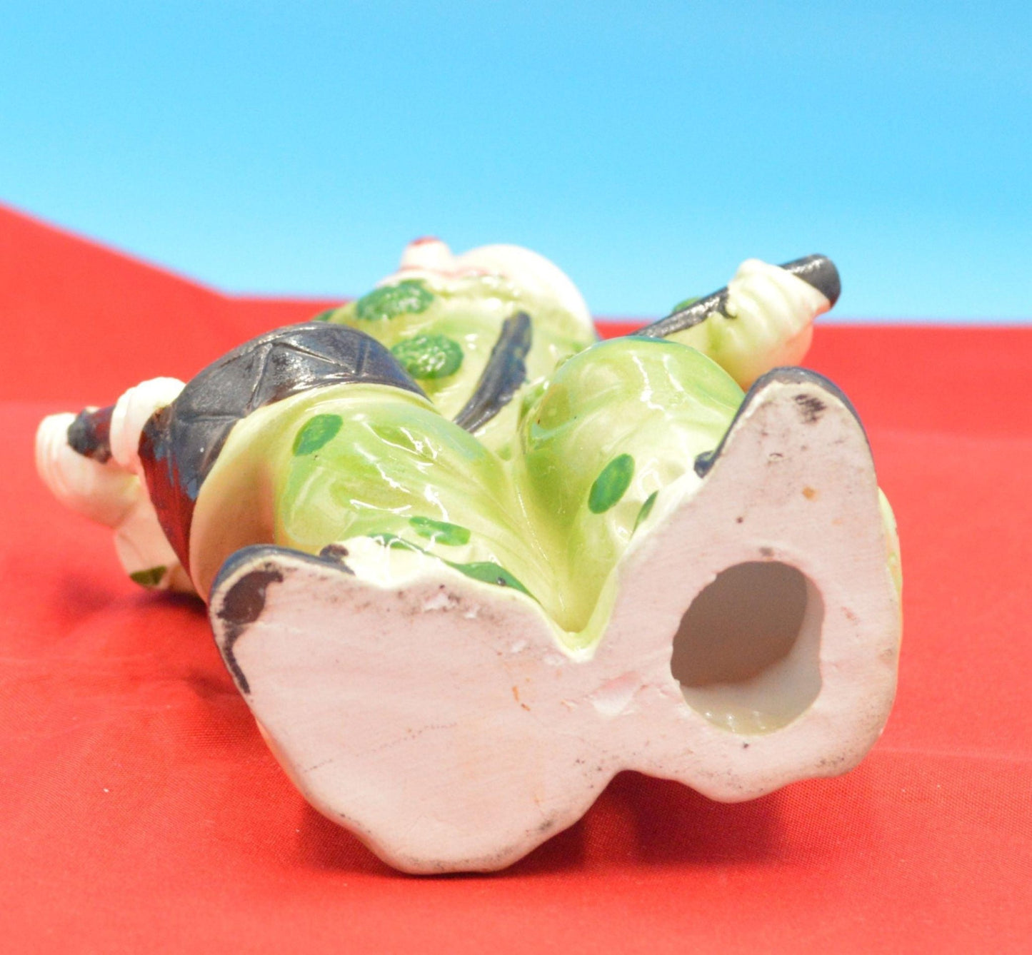 GREEN CLOWN FIGURINE - TMD167207