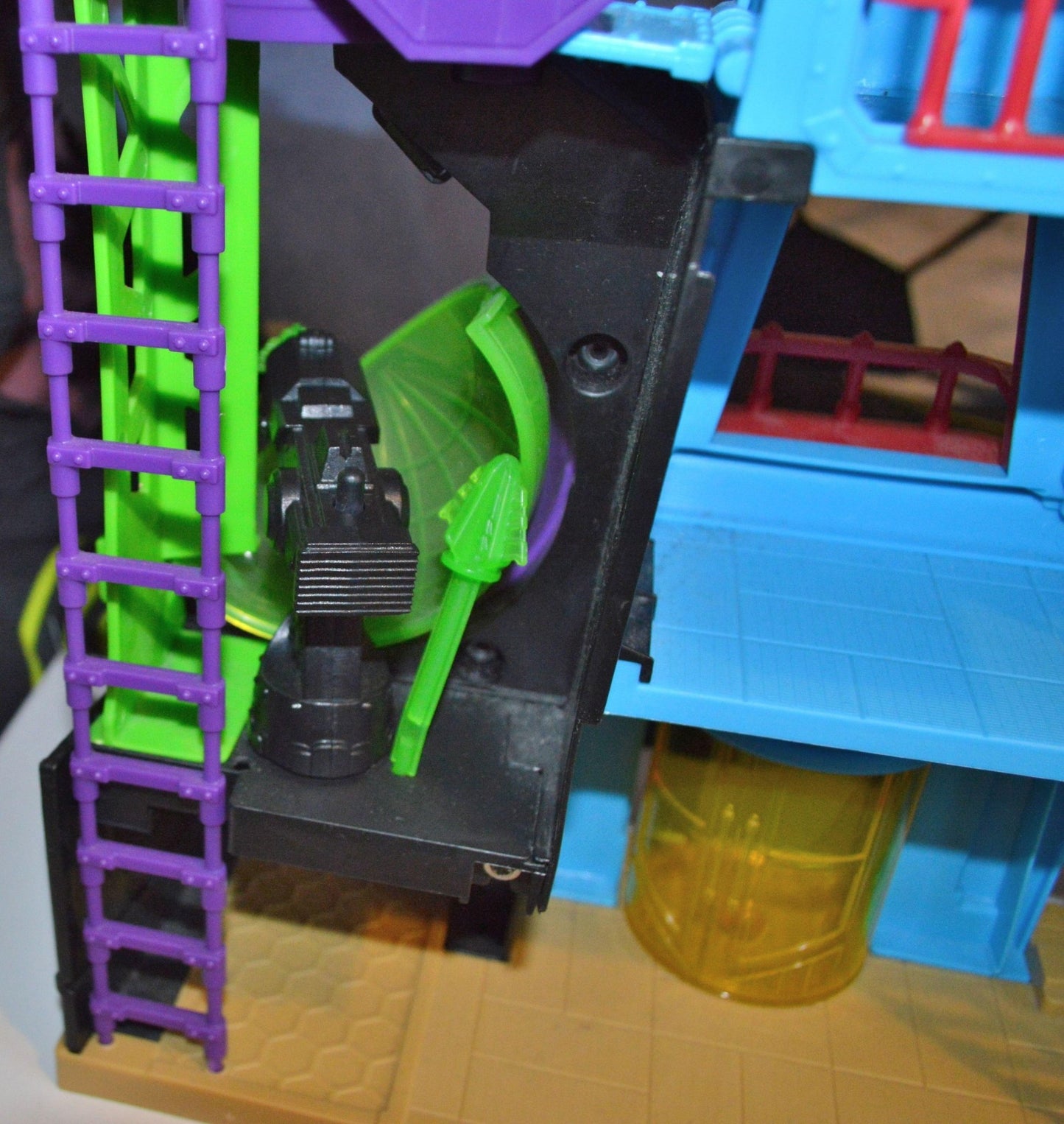 IMAGINEXT SUPER HERO FLIGHT CITY PLAY SET DHT62T/DNY07T/DTP30 BATMAN & SUPERMAN - TMD167207