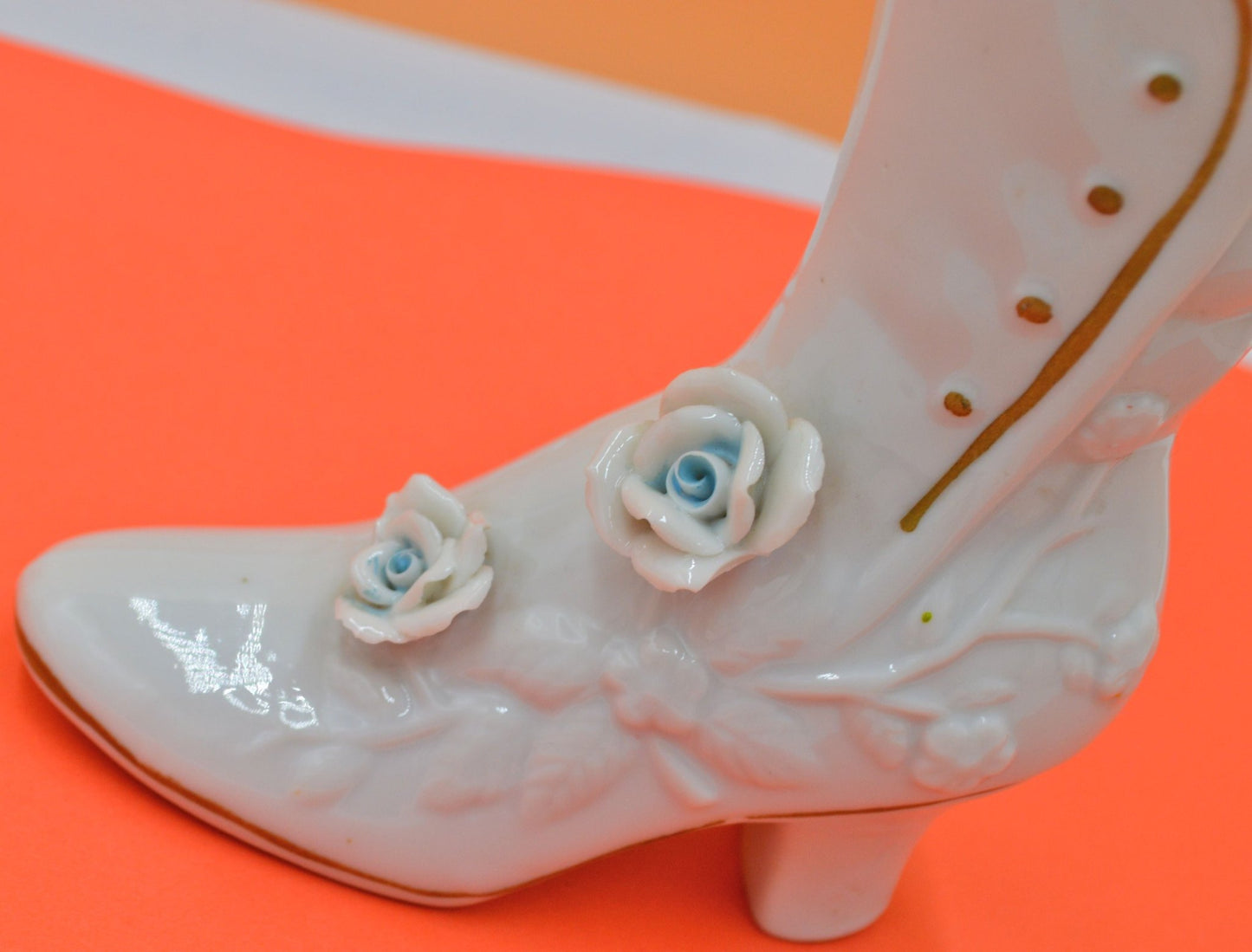 ORNAMENTAL BOOT WITH FLOWERS - TMD167207