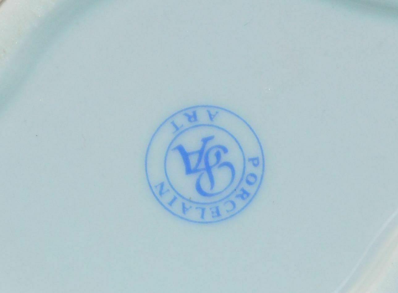 PORCELAIN ART THE MINIATURE TEAPOT COLLECTION WITH GREEN LID AND PINK FLOWERS HAS TAG(PREVIOUSLY OWNED)  - TMD167207