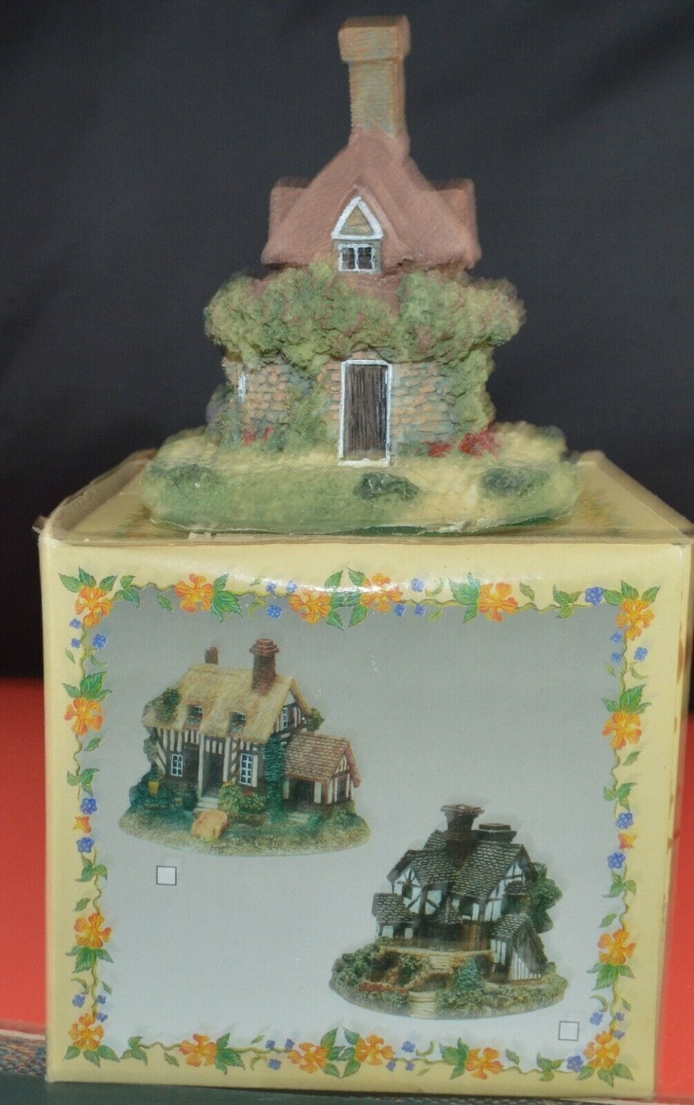 SIX LITTLE MEADOW SERIES ORNAMENTAL COTTAGES by SALCO(PREVIOUSLY OWNED) GOOD CONDITION - TMD167207