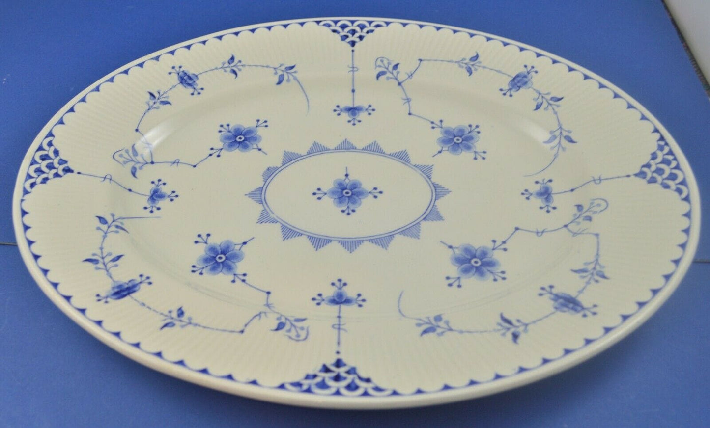 TABLEWARE DENMARK FURNIVALS OVAL SERVING PLATTER 14 X 11 INCHES(PREVIOUSLY OWNED)GOOD CONDITION - TMD167207