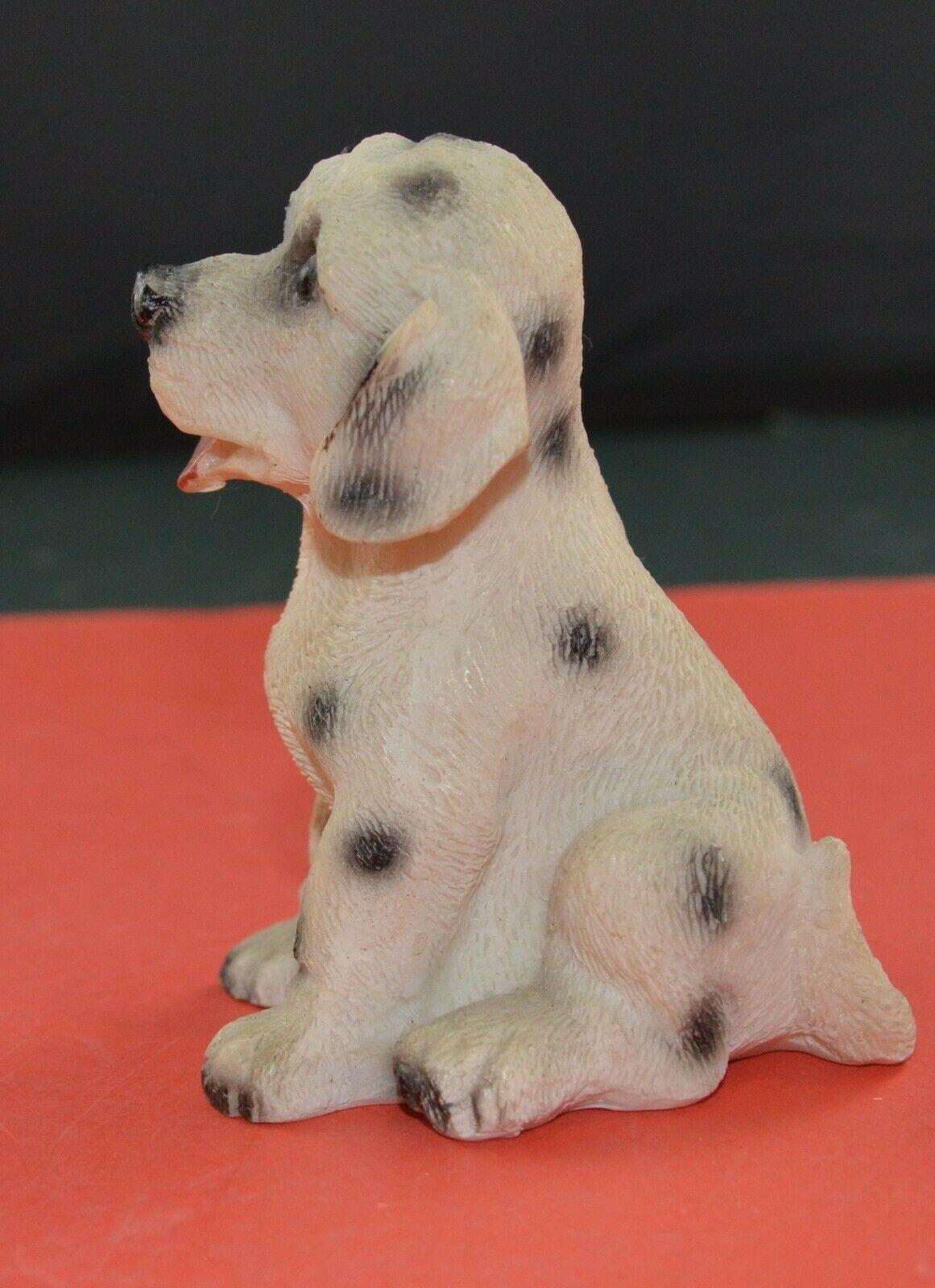 TWO DOG FIGURINES(PREVIOUSLY OWNED) GOOD CONDITION - TMD167207