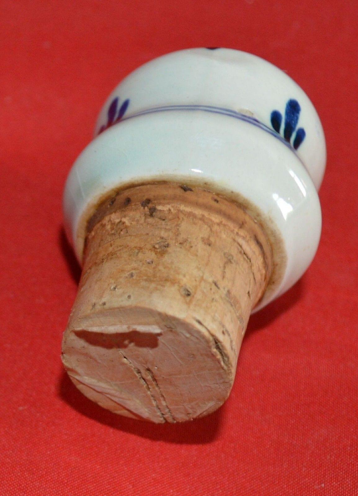 VINTAGE ERVEN LUCAS BOLS DELFT JUG AND STOPPER(PREVIOUSLY OWNED)GOOD CONDITION - TMD167207