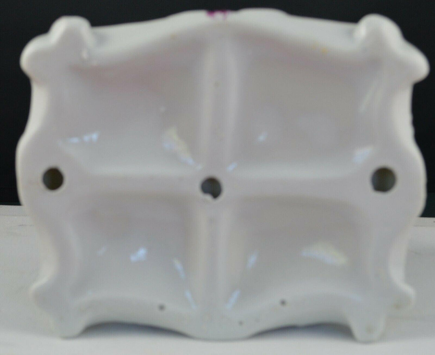 VINTAGE YARDLEY ENGLISH LAVENDER SOAP DISH MOTHER AND CHILDREN DESIGN(PREVIOUSLY OWNED) V.G.C - TMD167207