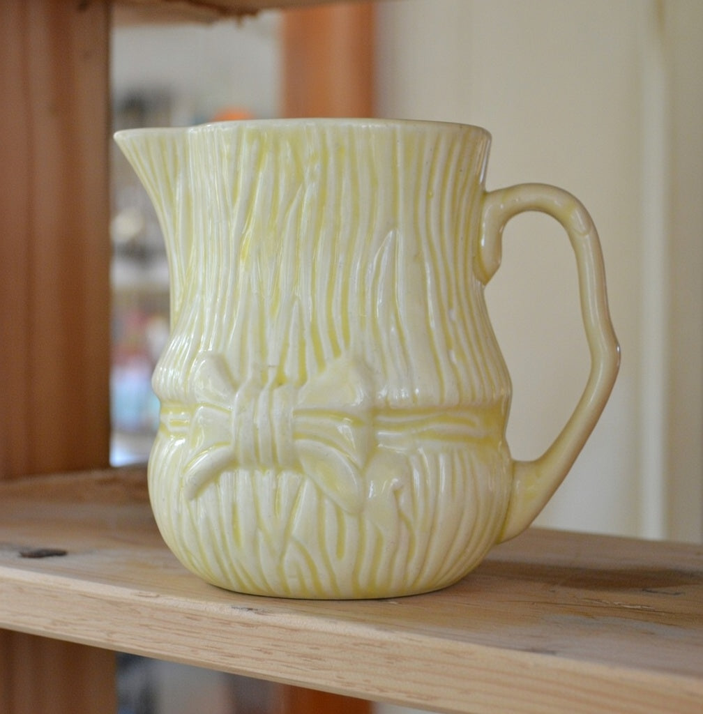 TABLEWARE KEELE STREET POTTERY MILK JUG LEMON