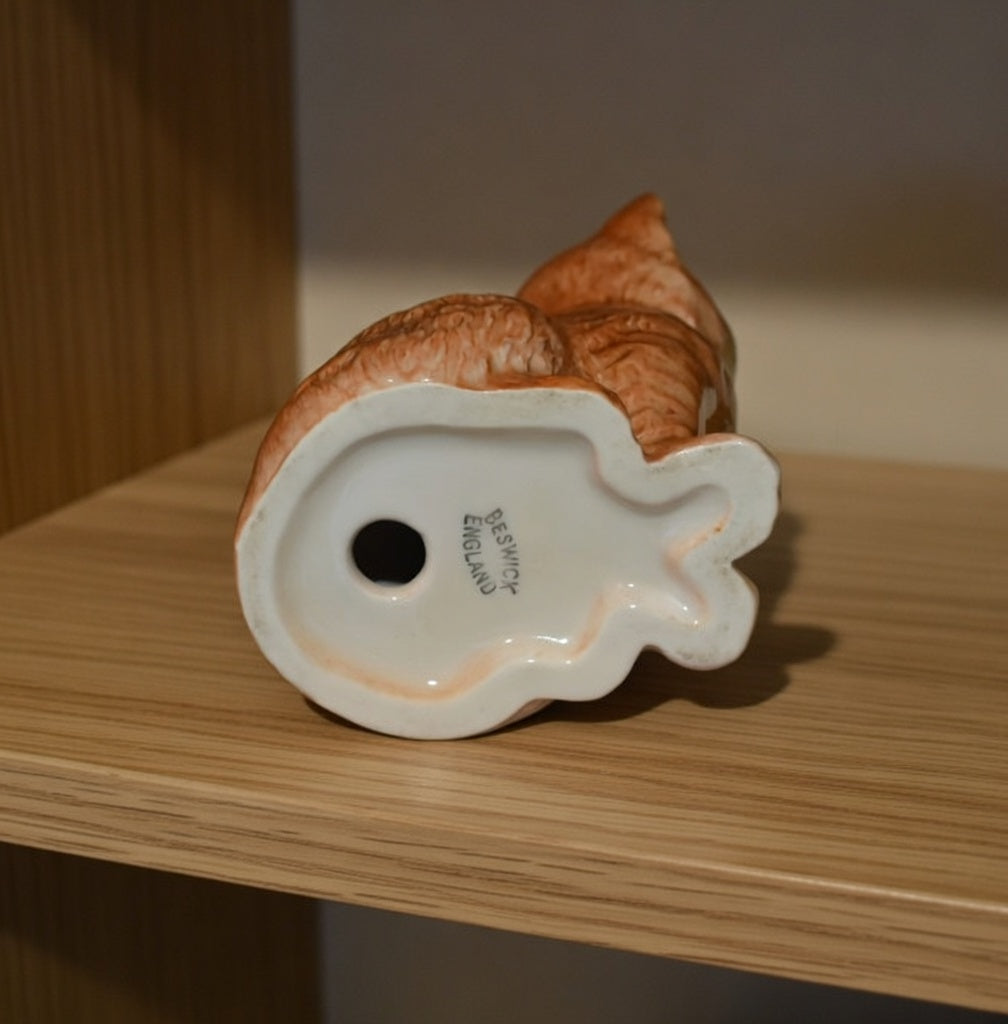 Beautiful Small Beswick Persian Ginger Cat