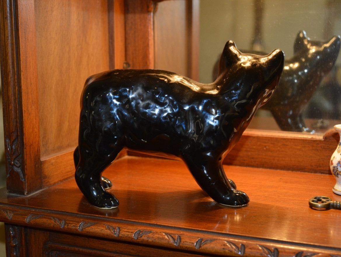 Vintage Black & White Cat Figurines – 2 Individual Mini Cat Ornaments – Collectible Decor UK