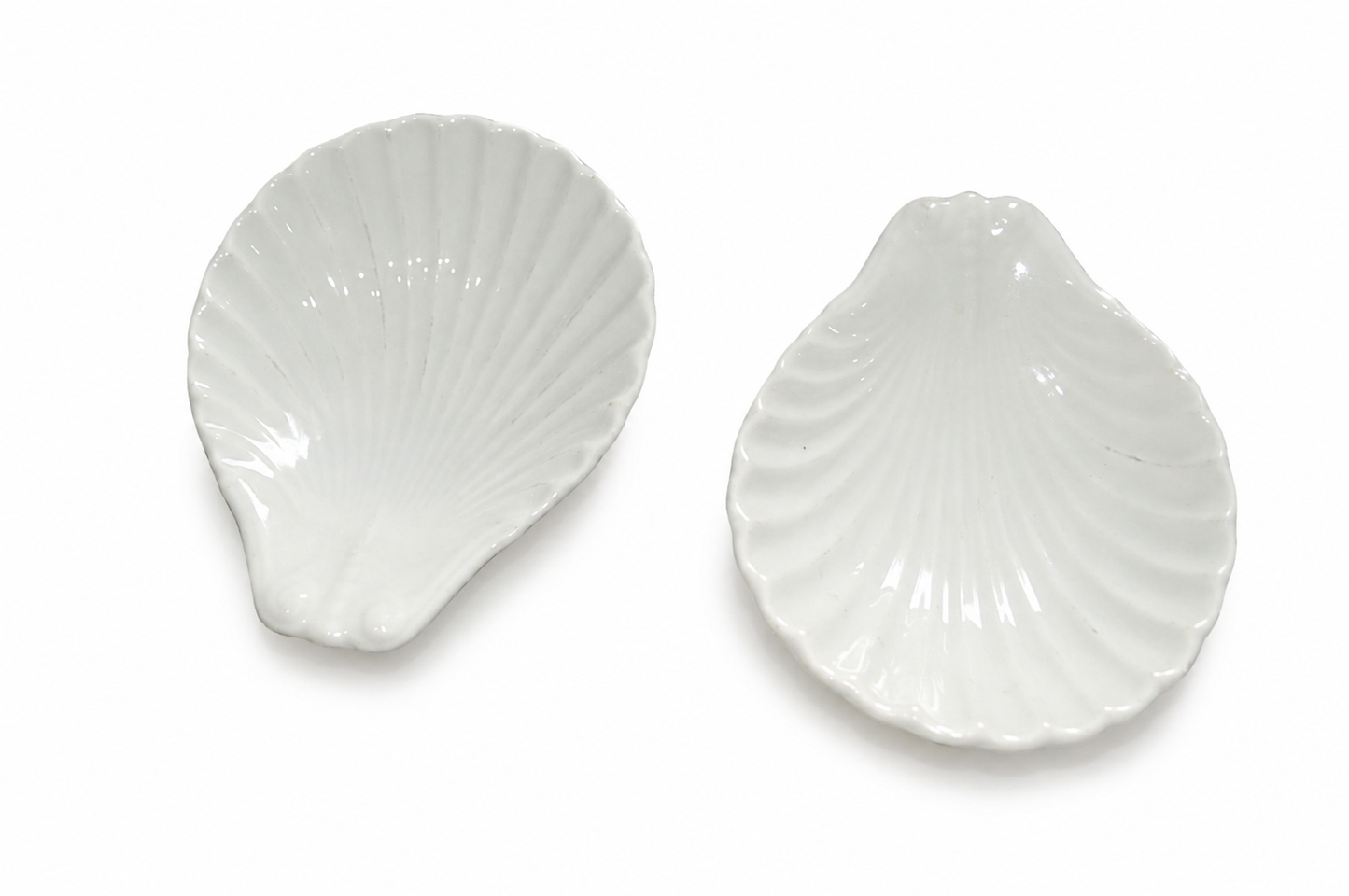 Two Clam Shell Trinket Dishes / Soap Dishes Coastal Decor