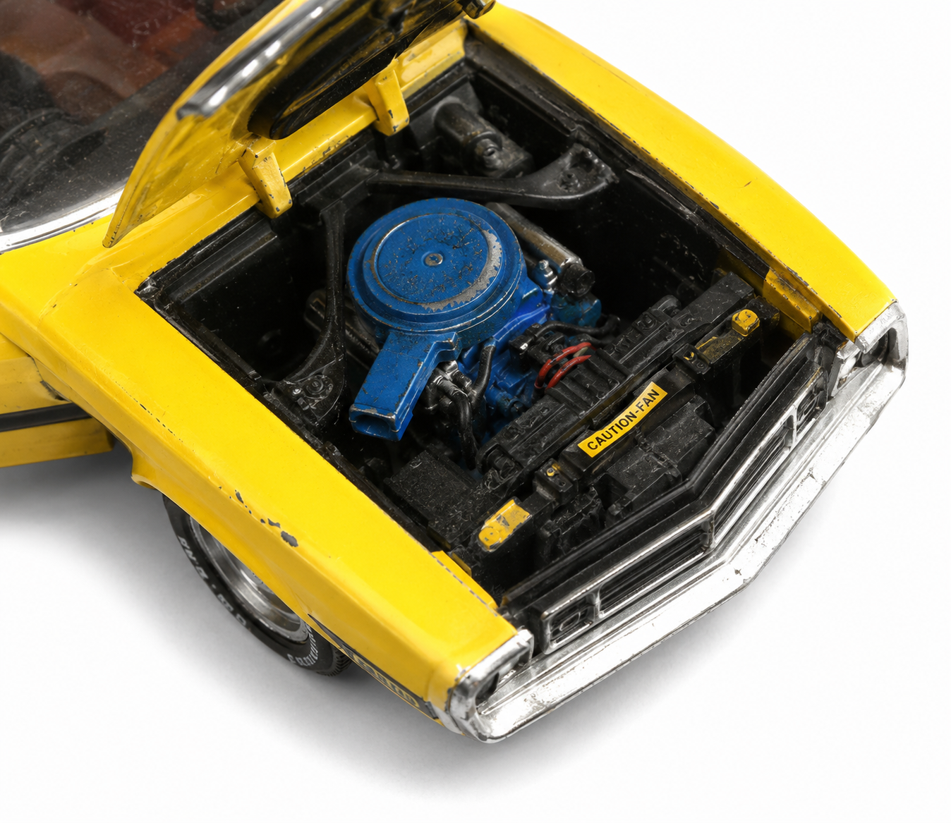 ERTL American Muscle 1969 Shelby GT500 Yellow 1:18 Scale Diecast
