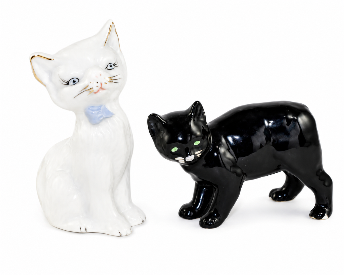 Vintage Black & White Cat Figurines – 2 Individual Mini Cat Ornaments – Collectible Decor UK