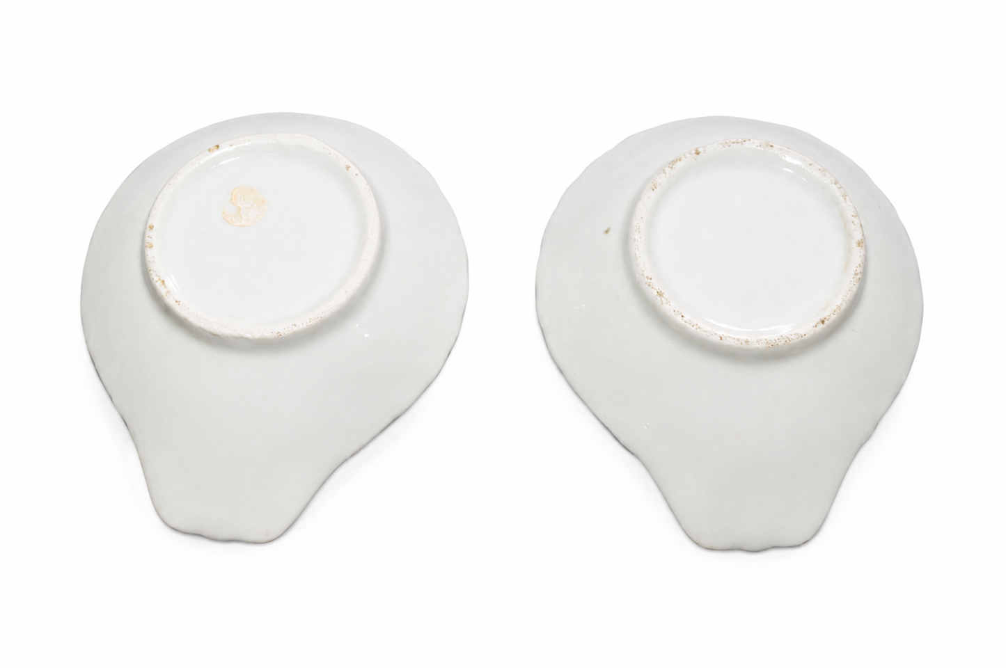 Two Clam Shell Trinket Dishes / Soap Dishes Coastal Decor