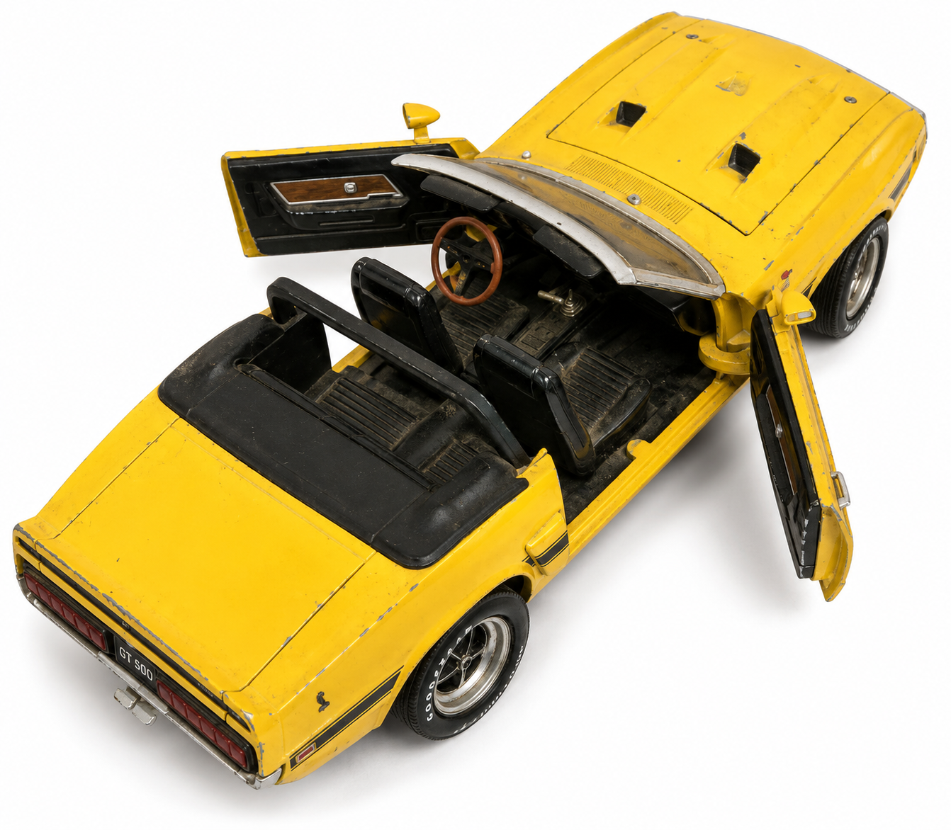 ERTL American Muscle 1969 Shelby GT500 Yellow 1:18 Scale Diecast