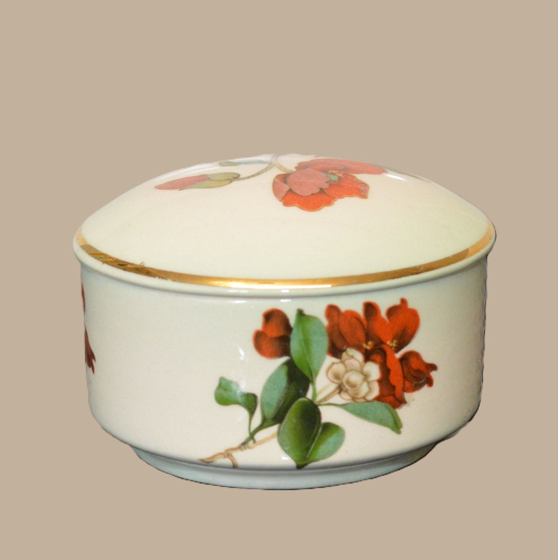PALISSY PETITE COLLECTION TRINKET POT: A green-tinged white pot with a poppy design, gold gilding, and floral accents. No visible damage. Free UK postage included.