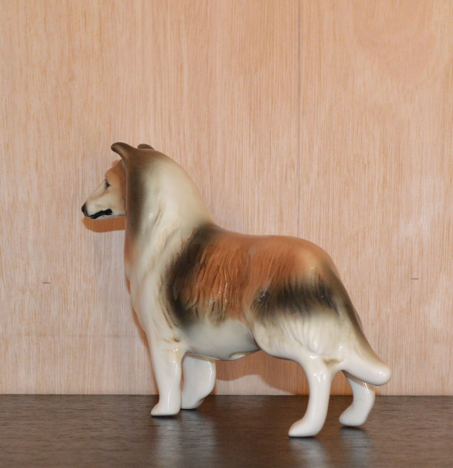 DOG FIGURINE ROUGH COLLIE