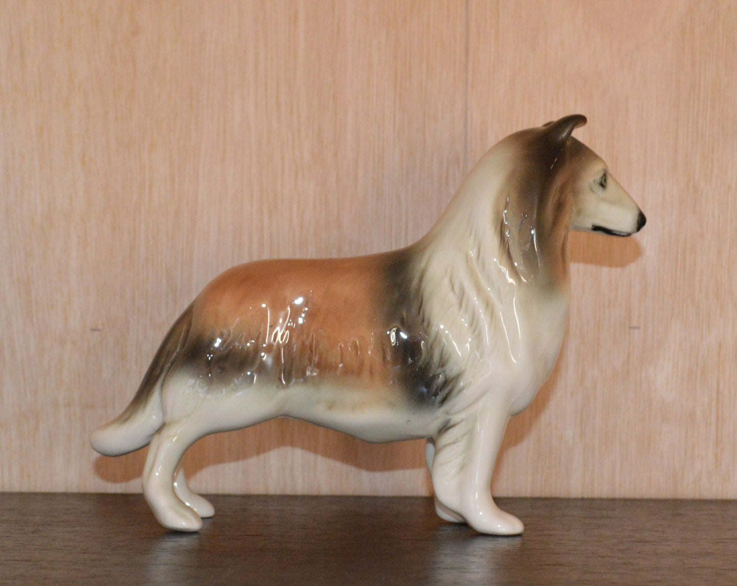 DOG FIGURINE ROUGH COLLIE
