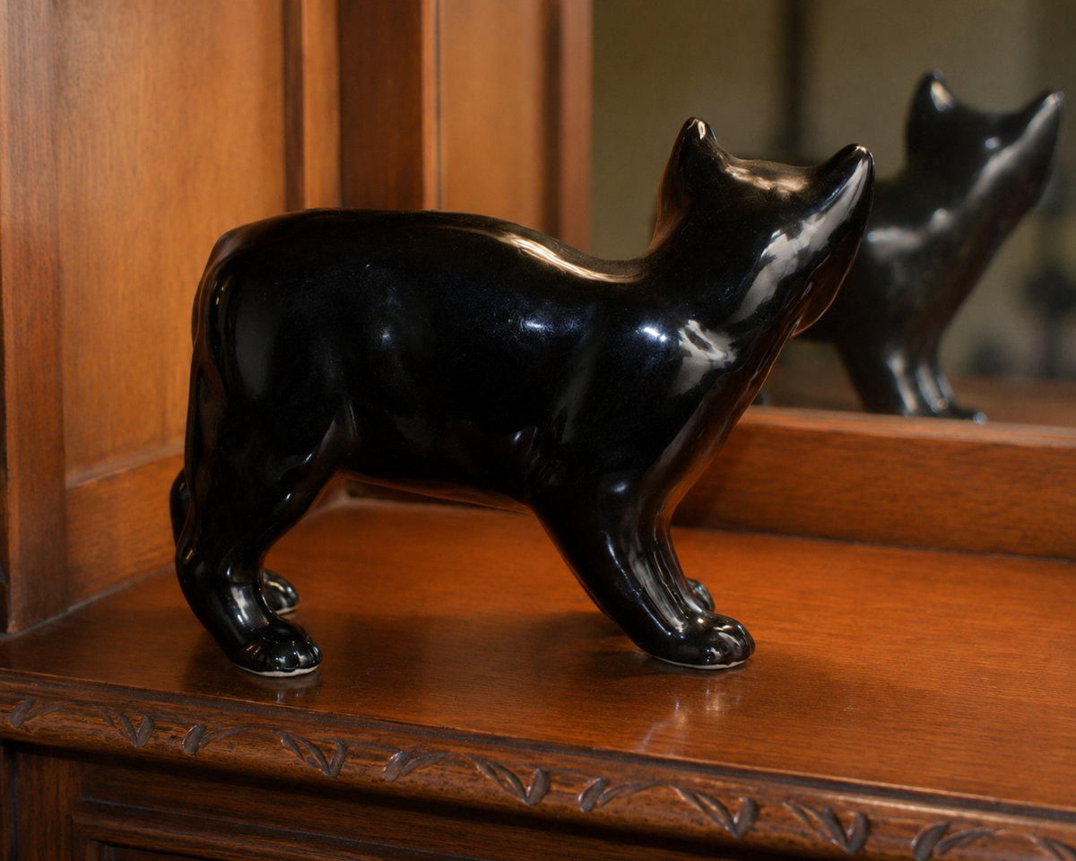 Vintage Black & White Cat Figurines – 2 Individual Mini Cat Ornaments – Collectible Decor UK