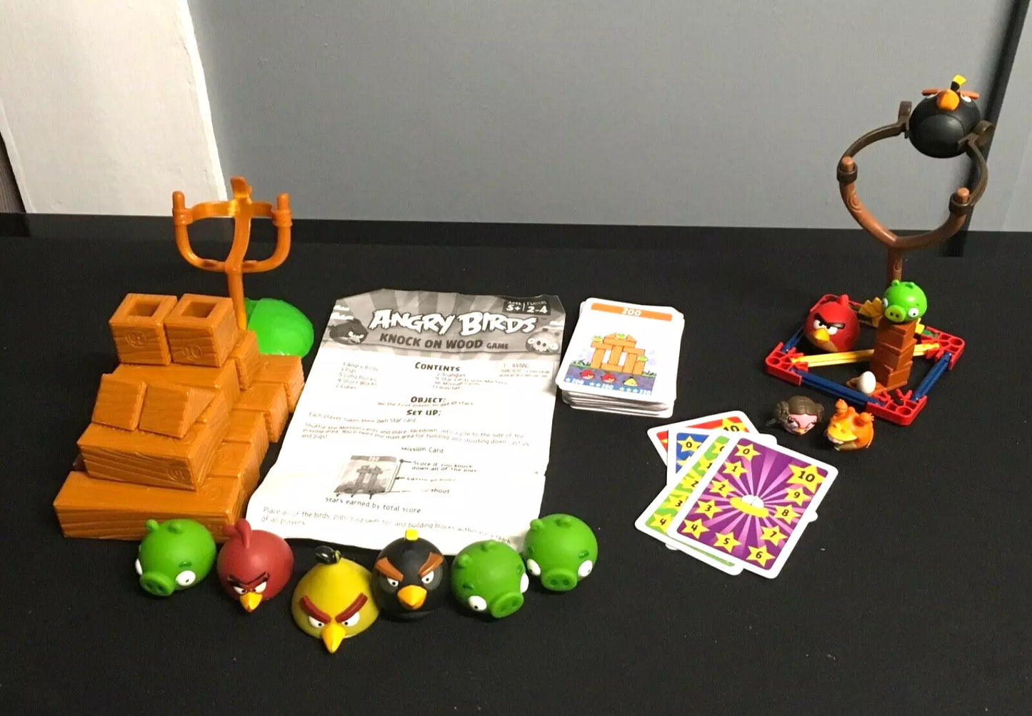 Angry Birds KNEX Sling Shot Toy & Knock on Wood Game Set - TMD167207