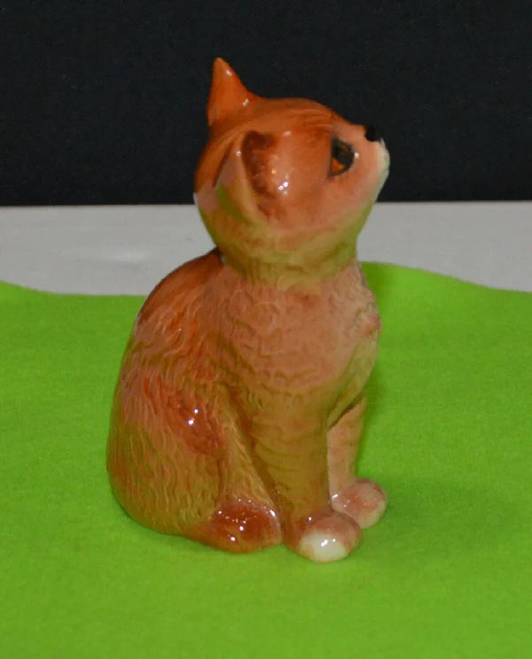 Beautiful Small Beswick Persian Ginger Cat