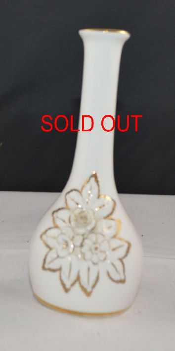 CROWN STAFFORDSHIRE BUD VASE (PREVIOUSLY OWNED) VERY GOOD CONDITION