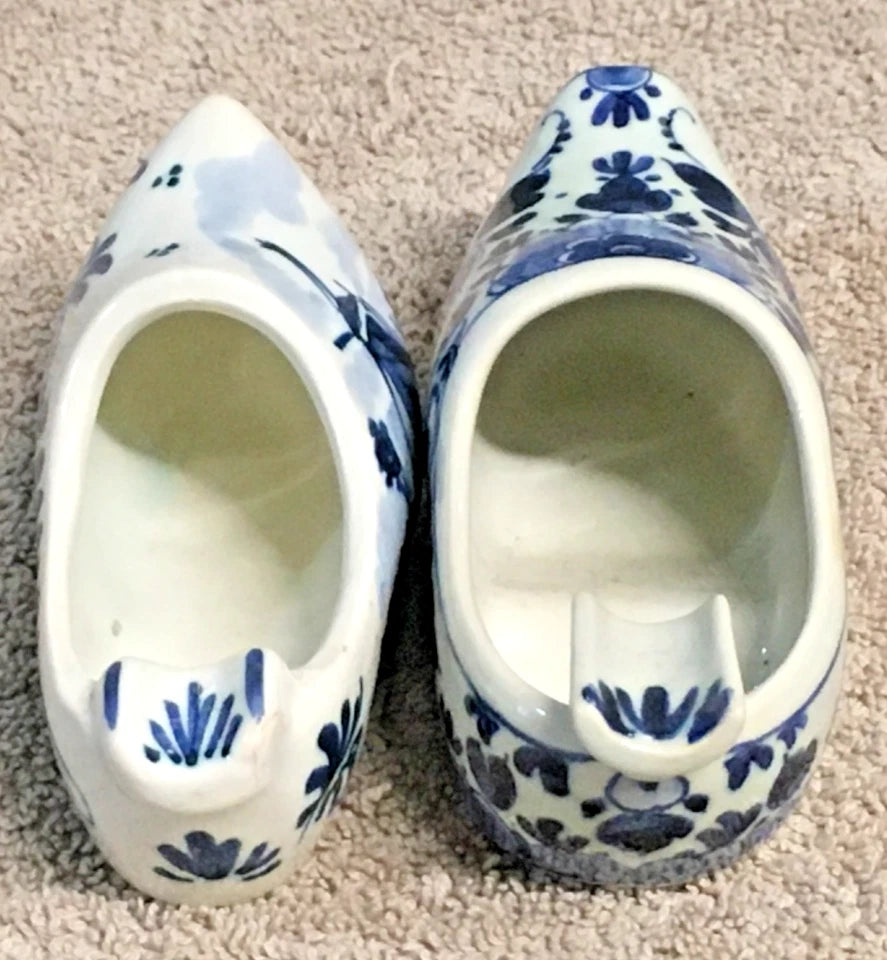 Vintage Delft Blue Clog Ashtrays Set (8) – Hand Painted Holland Ceramic Mini Clogs Collectibles