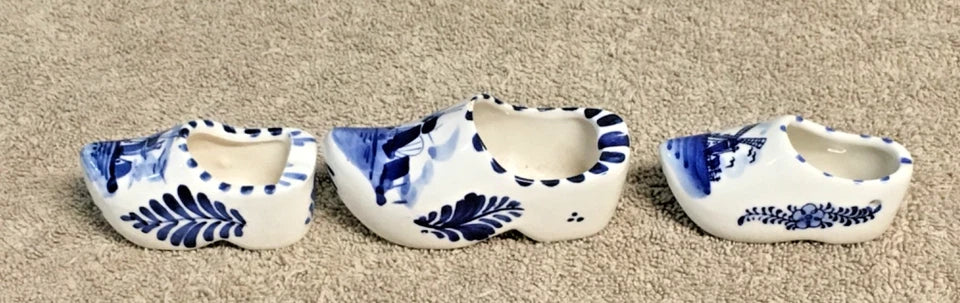 Vintage Delft Blue Clog Ashtrays Set (8) – Hand Painted Holland Ceramic Mini Clogs Collectibles