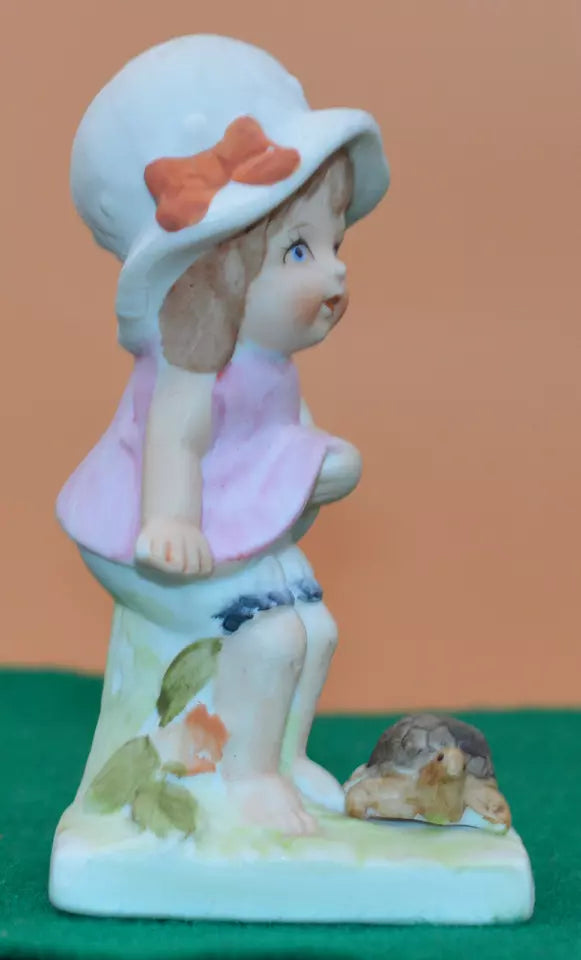 Decorative Figurine  Cute Little Girl with Tortoise - TMD167207