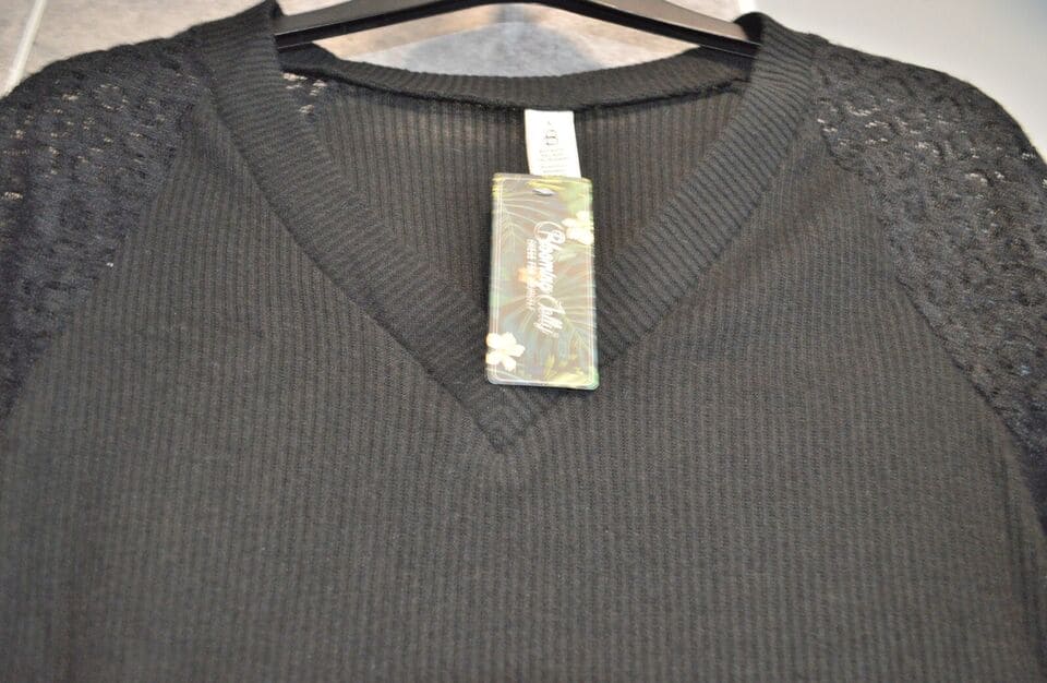 Blooming Jelly Women's V-Neck Black Ribbed Jumper - TMD167207