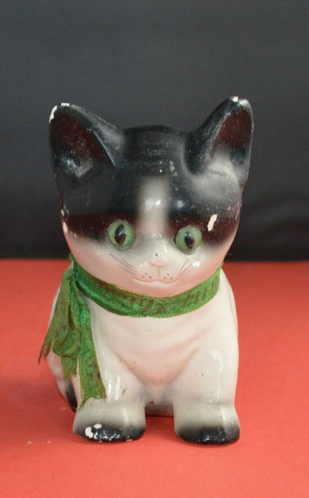 3 DIFFERENT CUTE CAT FIGURINES - TMD167207
