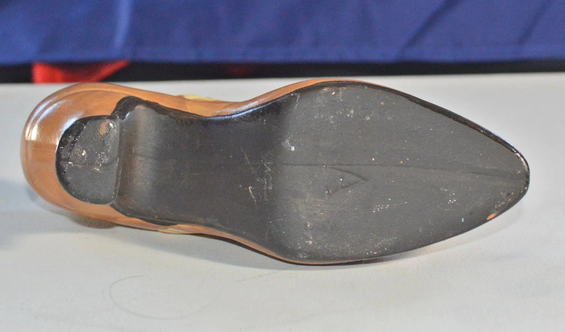 A PAIR OF ORNAMENTAL SHOES GOOD CONDITION Shop Now - TMD167207