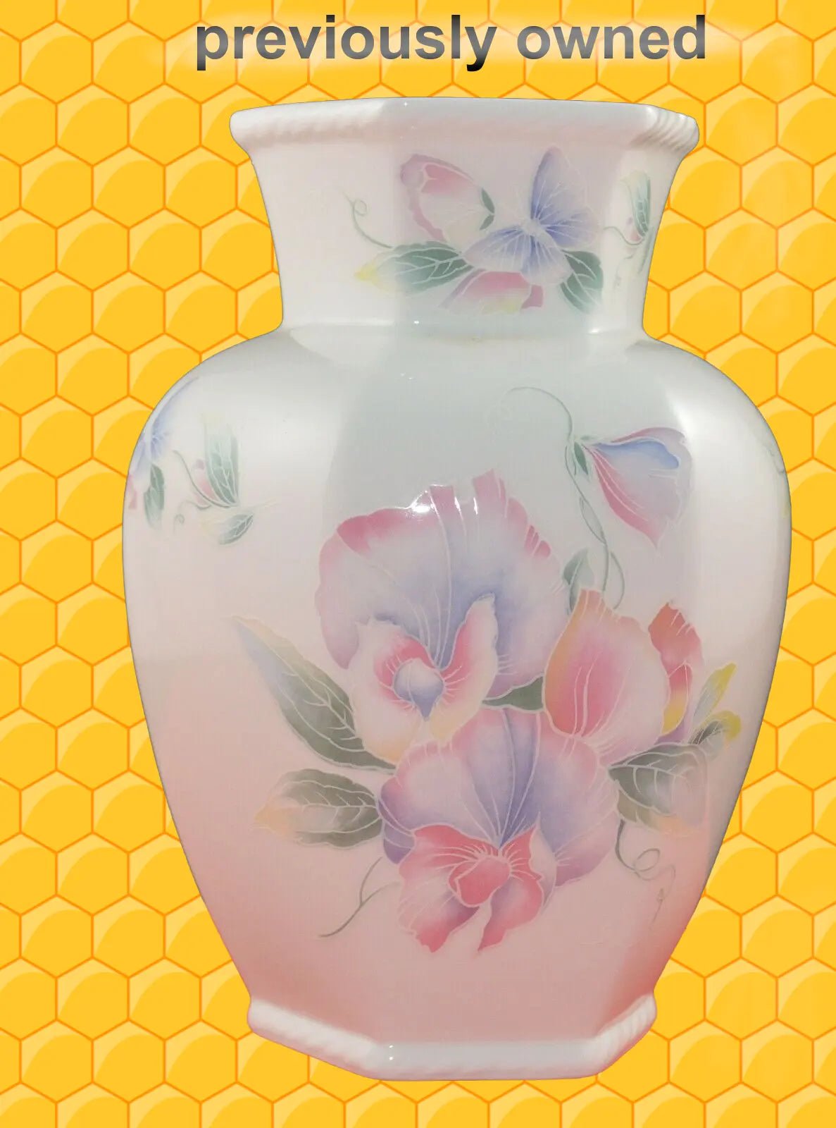 AYNSLEY HEXAGON SHAPED VASE(PREVIOUSLY OWNED) VERY GOOD CONDITION - TMD167207