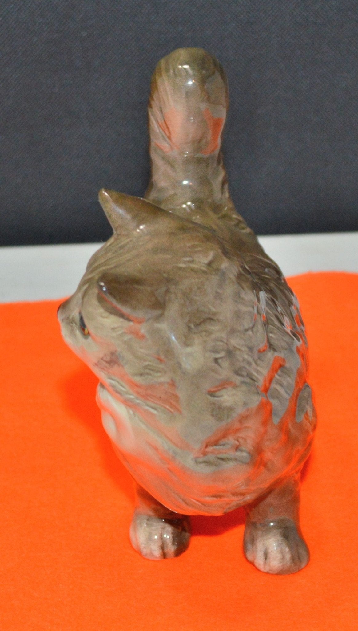 BESWICK SMALL PERSIAN GREY CAT FIGURINE MODEL 1898 (PREVIOUSLY OWNED) VERY GOOD CONDITION - TMD167207