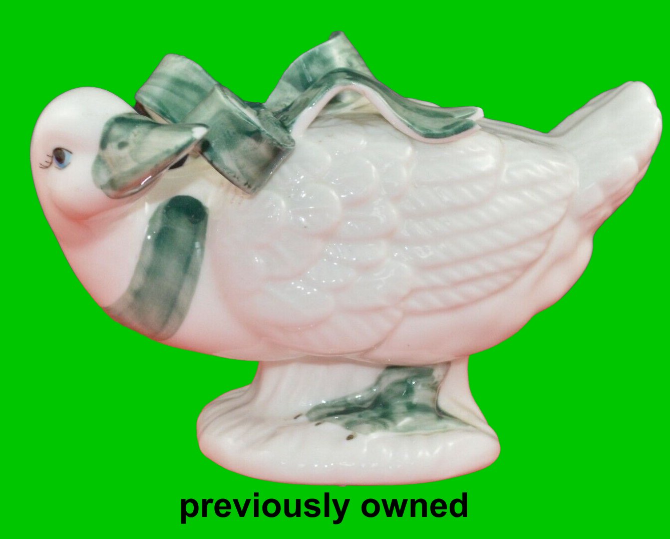 BIRD FIGURINE GOOSE WITH A GREEN RIBBON(PREVIOUSLY OWNED) GOOD CONDITION - TMD167207