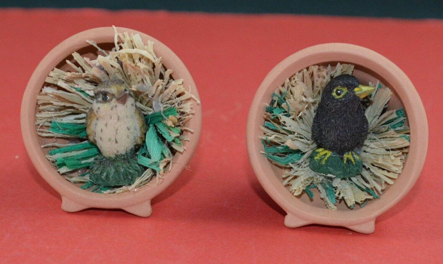 BIRD FIGURINES SET OF SIX BIRDS IN MINIATURE FLOWER POTS(SHOP CLEARANCE) - TMD167207