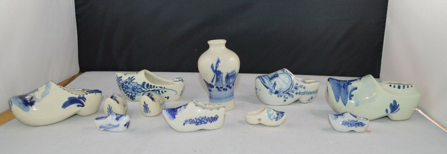 BLUE AND WHITE DELFT CLOGS & DELFT STYLE BLUE AND WHITE CLOGS PLUS SMALL VASE( PREVIOUSLY OWNED) GOOD CONDITION - TMD167207